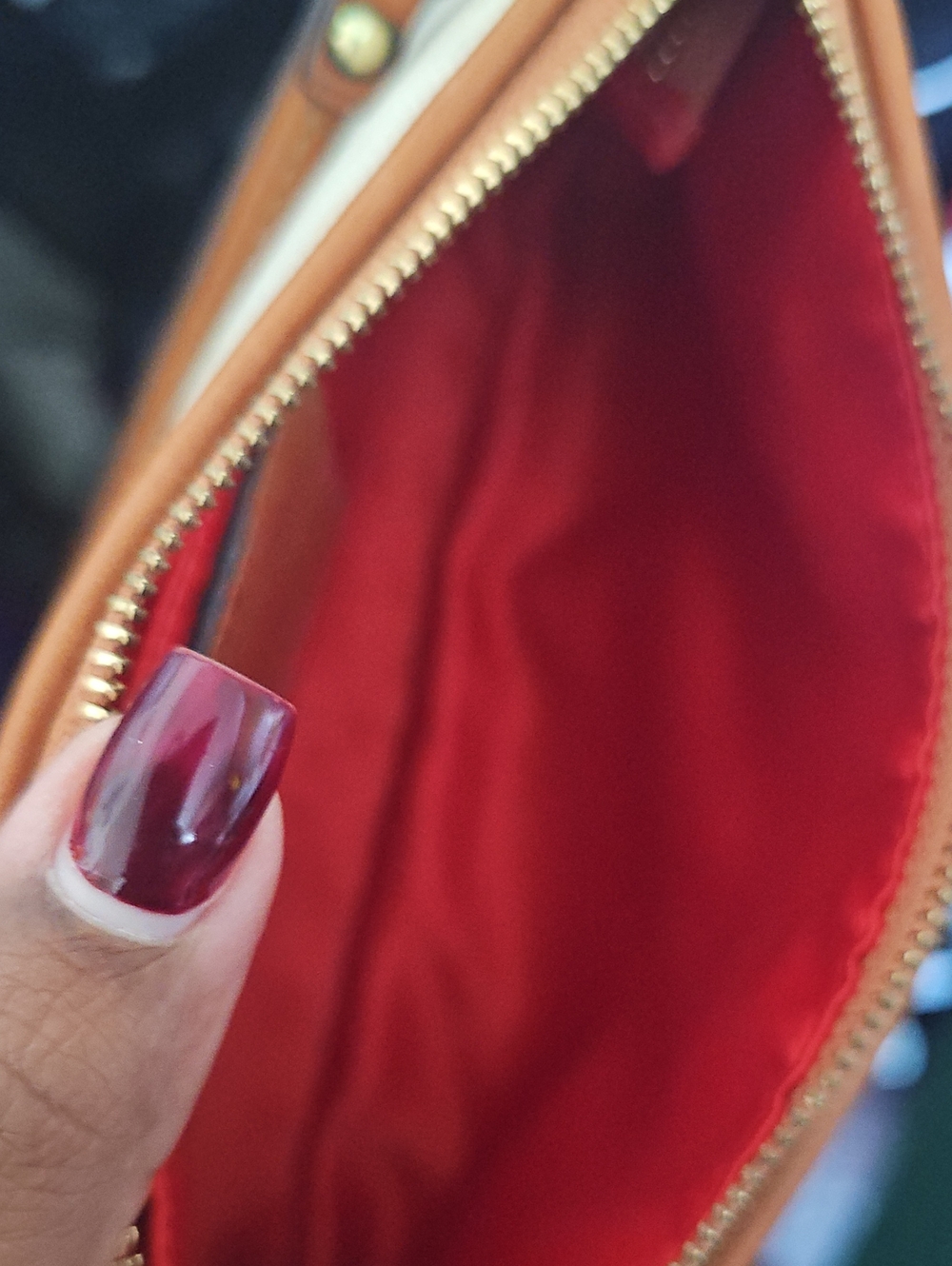 NIB Coach Cream and Red Linen and Leather Wristlet with Heritage Stripe Full Inc - Picture 15 of 15